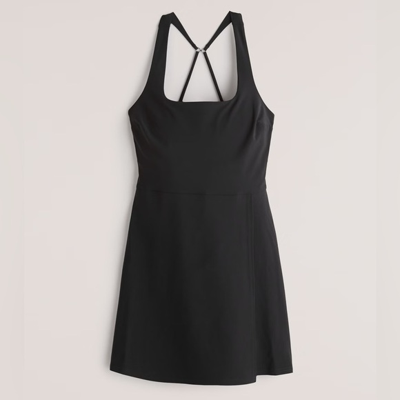 Abercrombie & Fitch Dresses & Skirts - Abercrombie traveler wrap mini dress - black